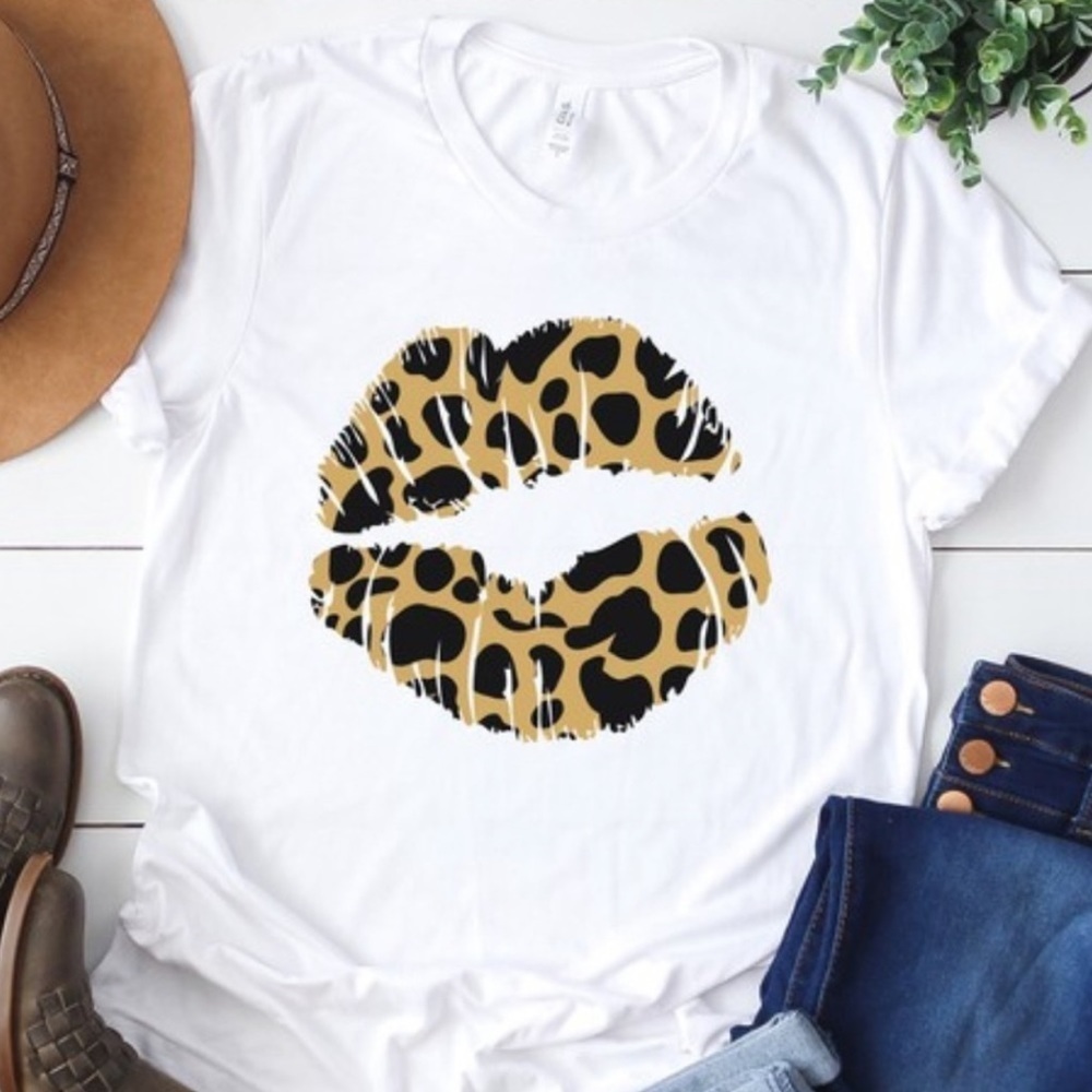 Figleaffashion Leopard Lips Graphic Tee White NWT